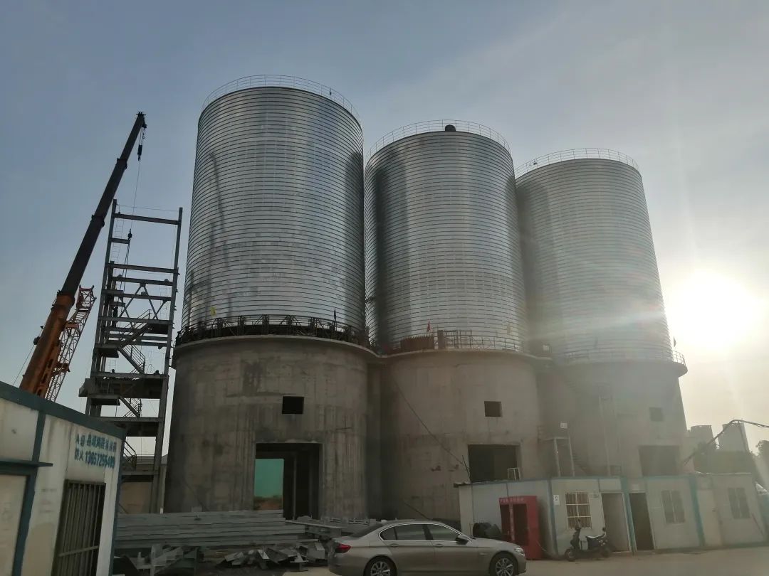  Project progress: Construction record of BAOSTEEL 3*5,000T steel slag powder silos project